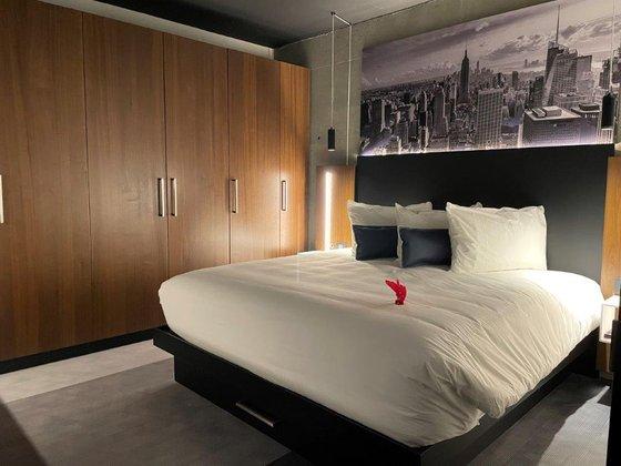 Grand Times Hotel Laval - Centropolis Room photo